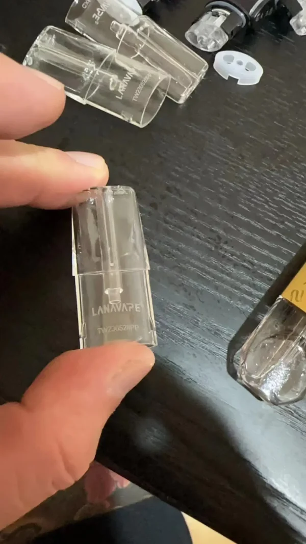LANA拉娜 一代透明空倉 霧化彈採用高還原度陶瓷芯技術 實現不掉味口感設定